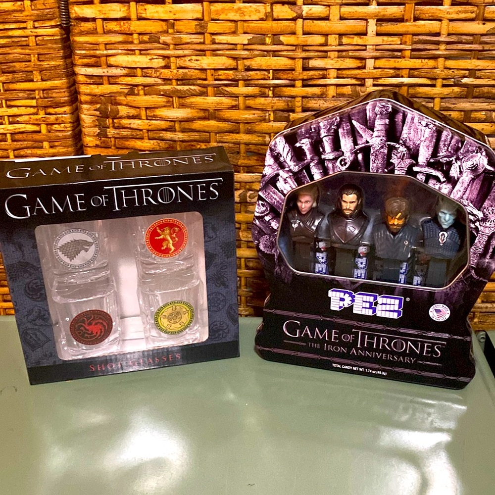 Game of Thrones The Iron Anniversary PEZ Collectible Tin & shot glass gift sets